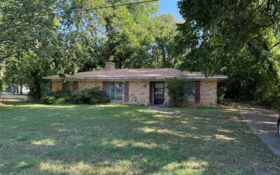 208 SW 4th Street