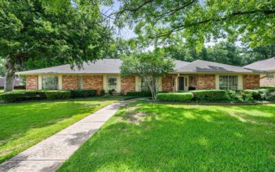 1101 Greenbriar Lane